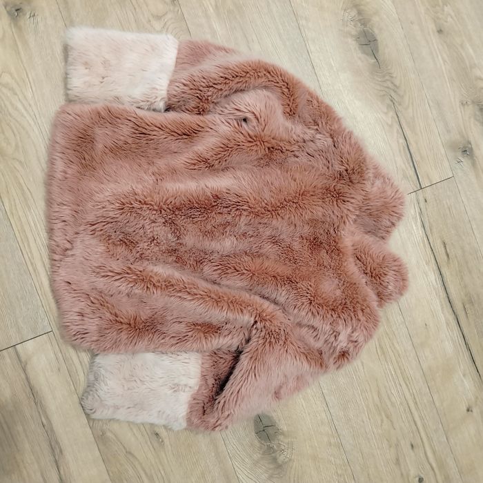 Kurtka futerko r. 140