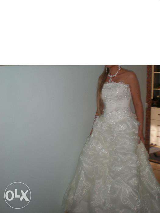Весільна сукня ,колір шампвнь