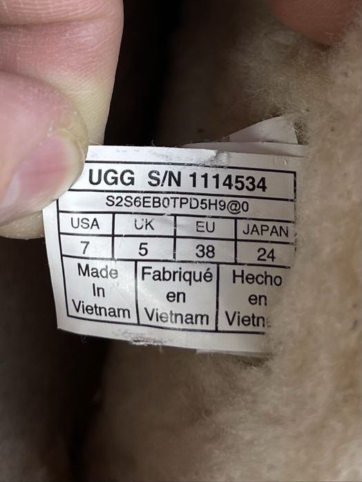 UGG угги ботинки сапоги 38 размер женские бежевые