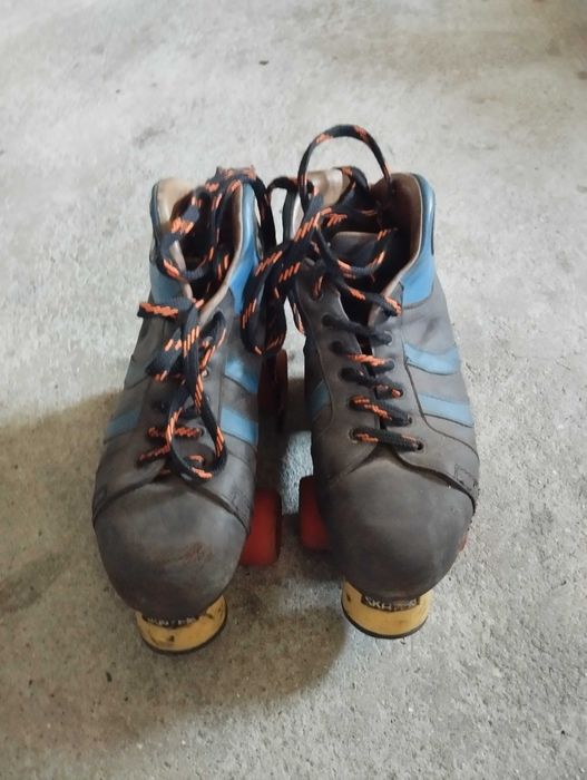 Patins para jogar hóquei em patins