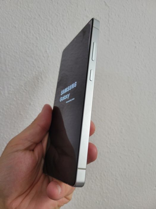 Samsung S25 ULTRA  512GB  [usado como novo]