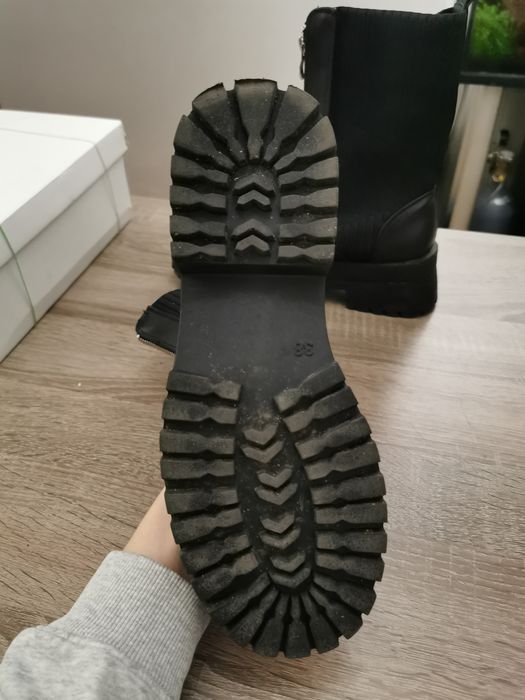 Nowe Buty jesień zima wiosna Botki Vices r 38 lekko ocieplane