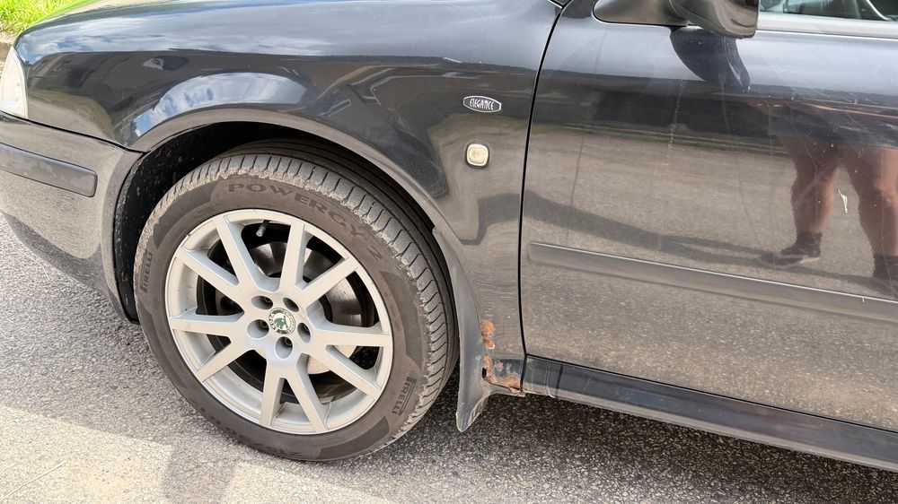 Продаж авто Skoda OCTAVIA 1.8 T