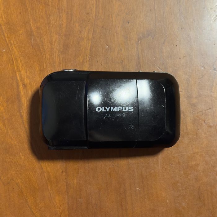 Olympus Mju I - Point & Shoot