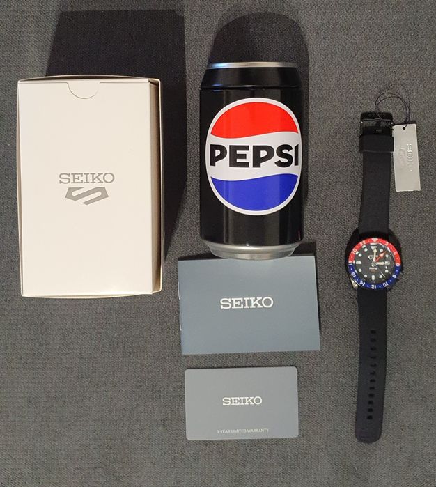 Seiko 5 Sports Pepsi SSK047