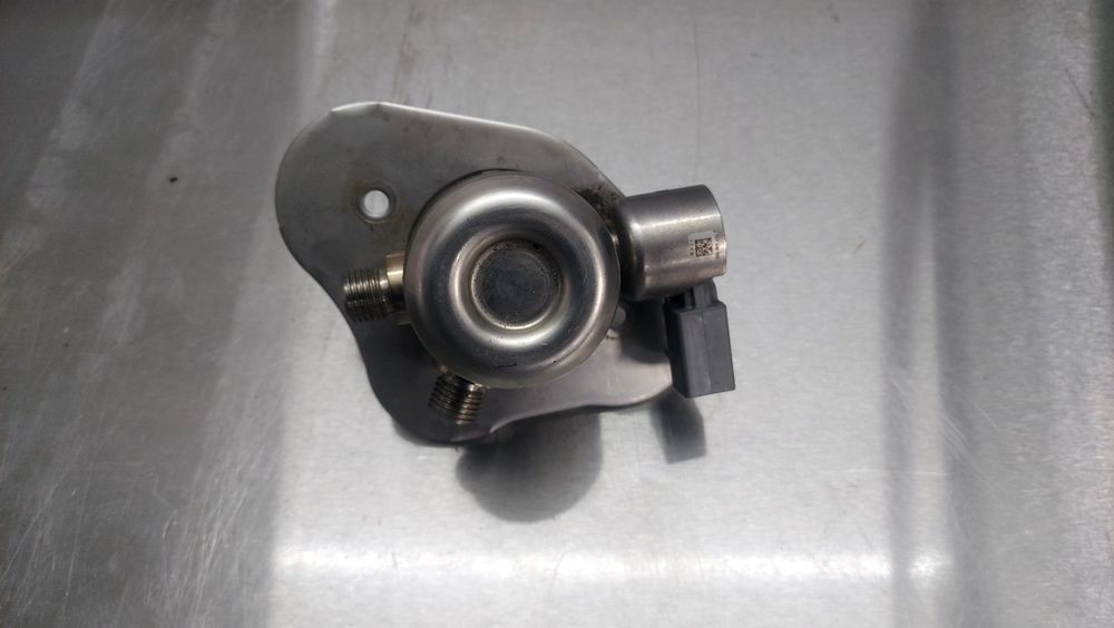 Pompa wtryskowa Bmw N43 e81 e87 e90 e91 e92 e93 e60