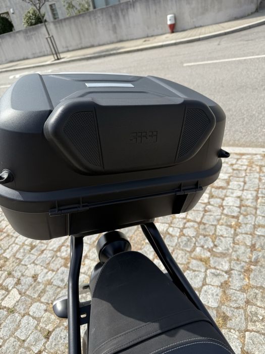 Yamaha xsr 700 55kw 2022 + top case e suporte GIVI