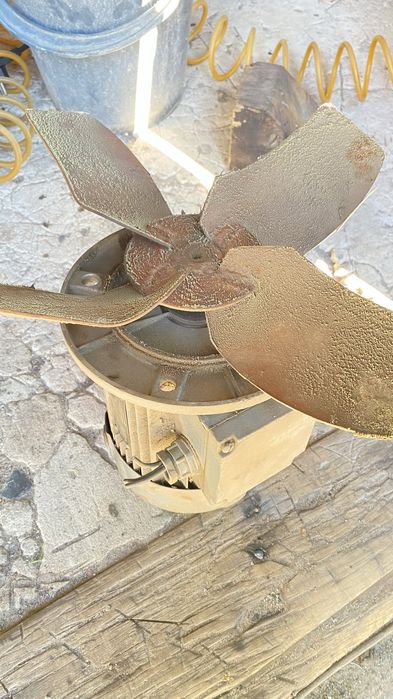 Електродвигун 380 трифазний