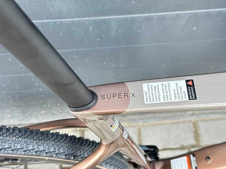 Rower Gravelowy Cannondale SuperX carbon 3 51/54/56