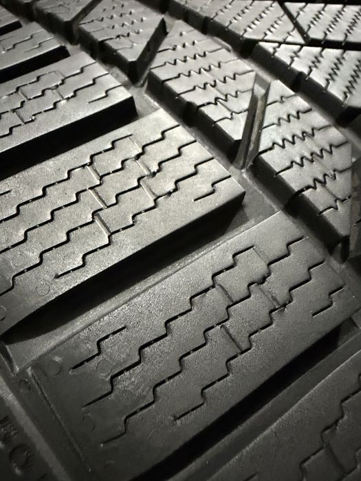 275/30 r 20 Continental 2шт.
