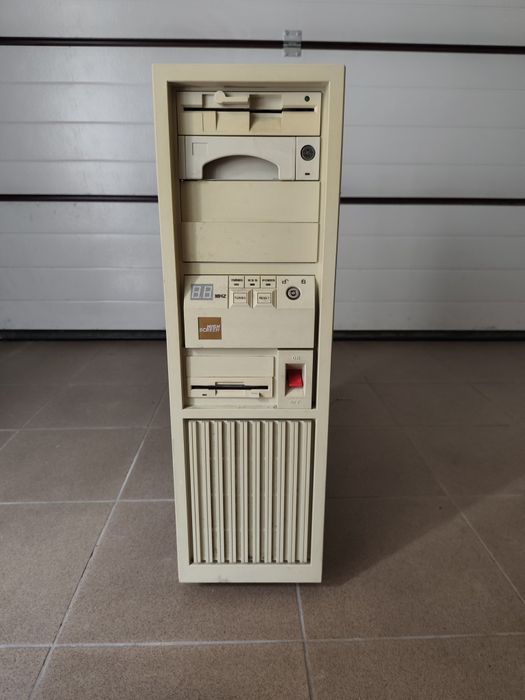 Retro PC Big Tower Highscreen