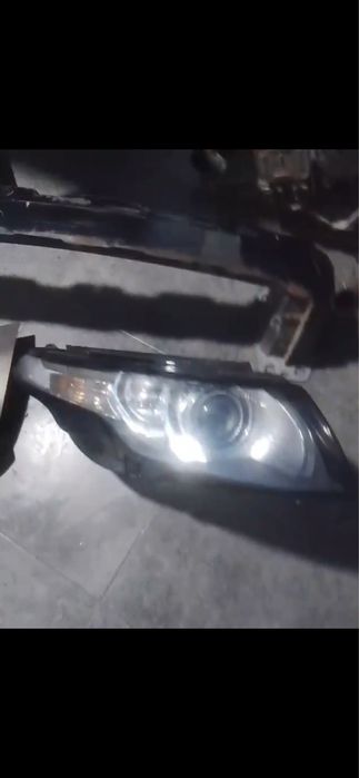 Farol range rover evoque - ler descricao mais material