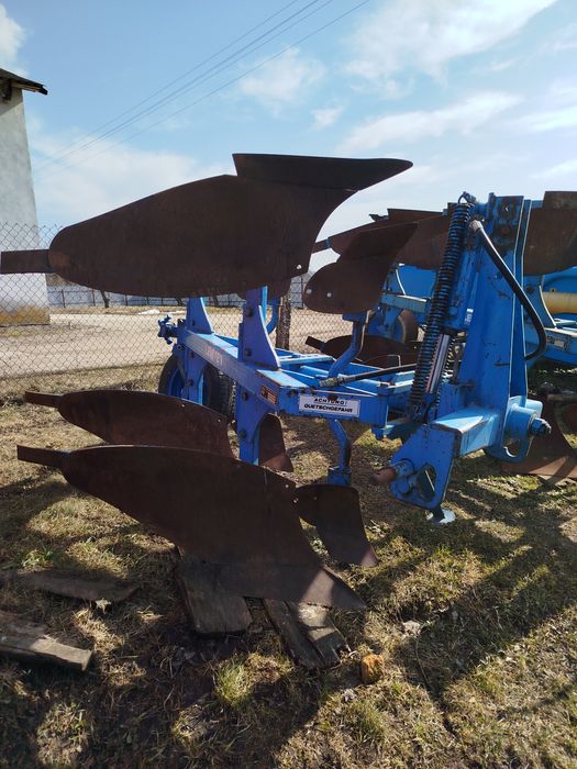 Плуг двох корпусний Lemken Opal 90