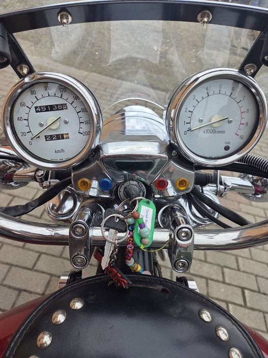 Motocykl Yamaha Virago 1100