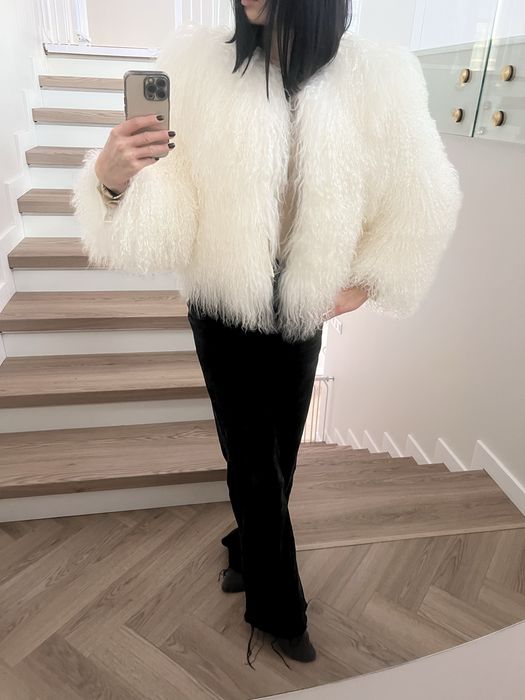 Lama futro naturalne biale 95cm biust