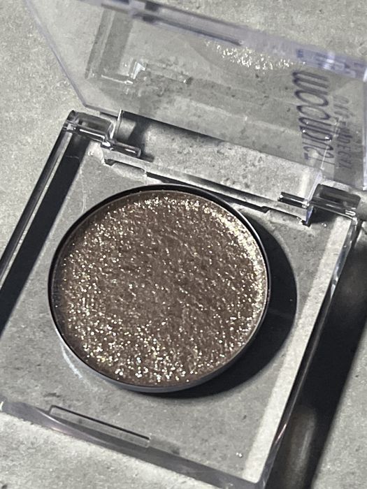 Urban Decay UD Moondust cien do powiek Lithium