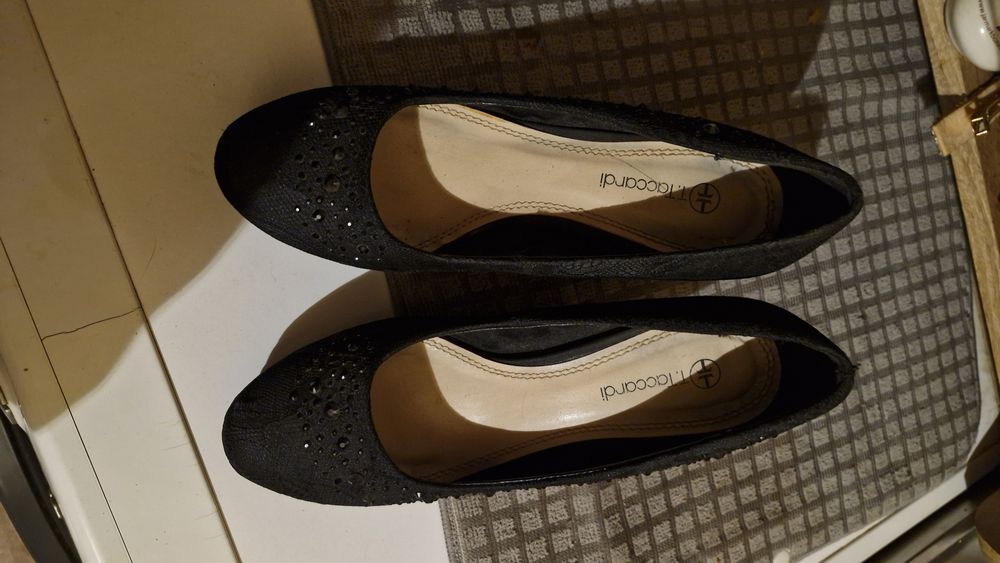 Czarne stylowe szpilki