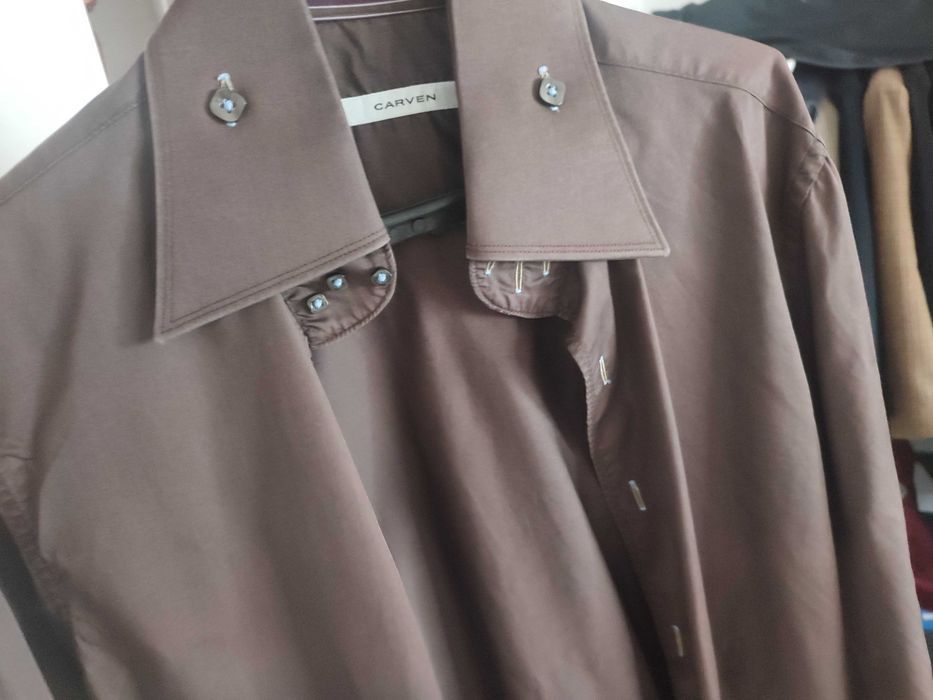 Camisas com colarinho alto italiano