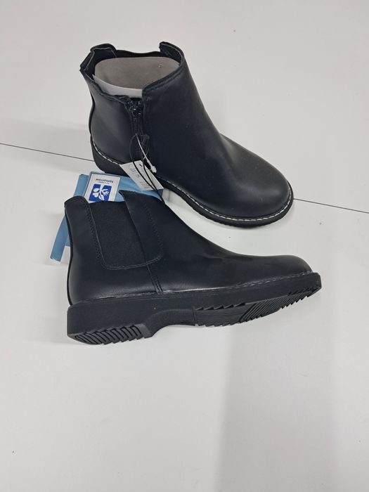 NOWE Buty  dziecięce rozmiar 31, 32, 34,35