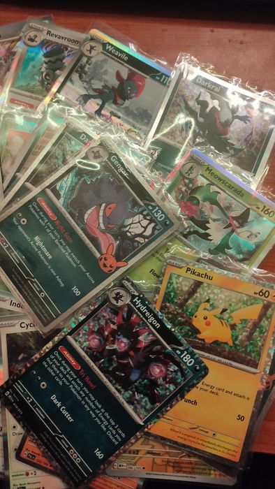 400÷ cartas originais de Pokémon