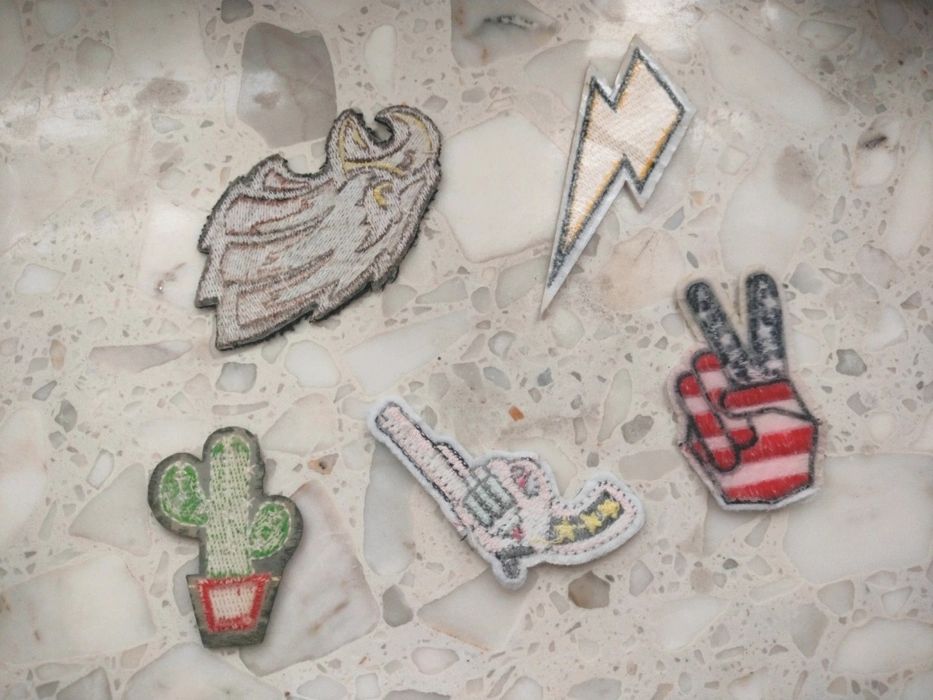 Naszywki / Łaty w stylu Amerykańskim z motywem przewodnim tego kraju.