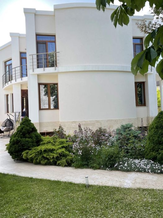 House by the address st. Kulikovo pole pl Oktyabrskoy revolyutsii pl (area 480 m²) - Atlanta.ua - photo 4