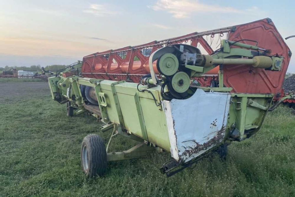 Жниварка Жатка Claas V 750 2000