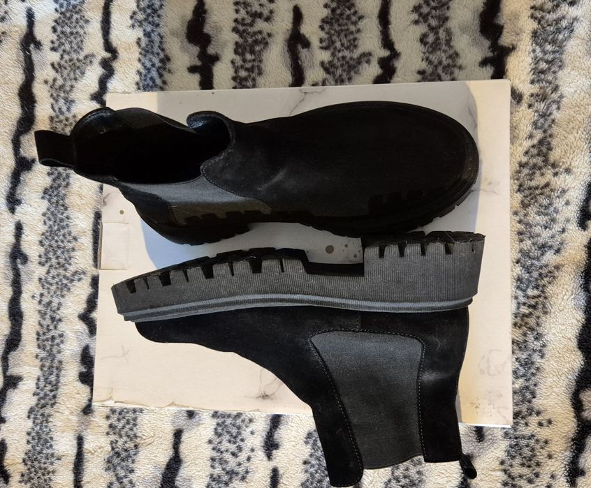 Жіноче взуття челсі