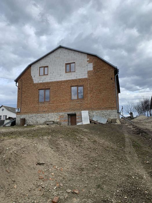 Продається будинок с.Новосілка