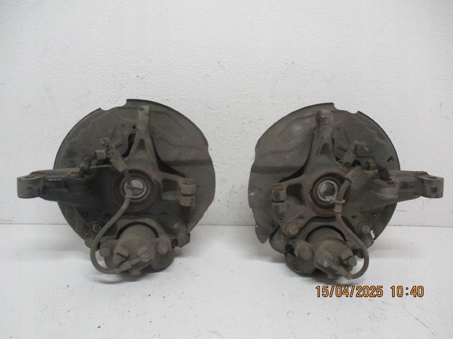 ZWROTNICA PRAWA FORD FOCUS MK4 1,0I