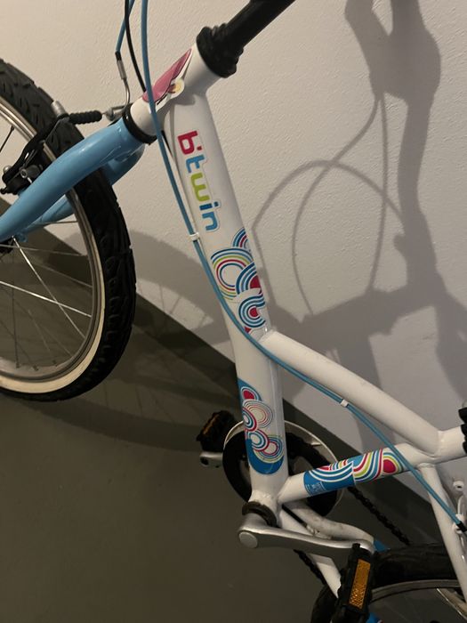 Bicicleta roda 20 de menina