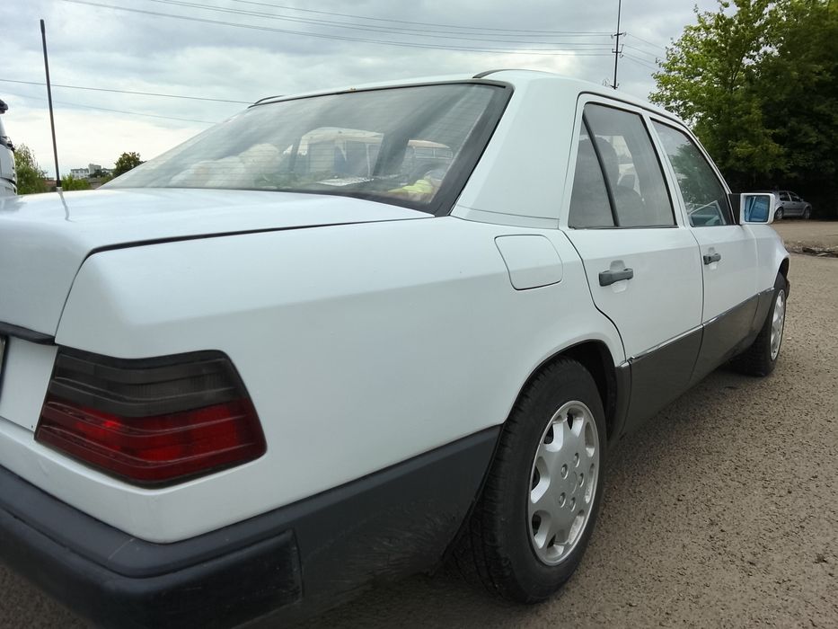 Продам мерседес w124