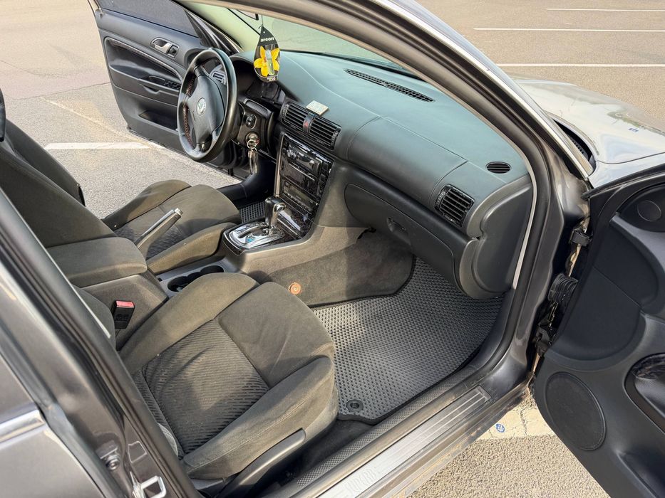 Skoda Superb 2002, 2.8 v6