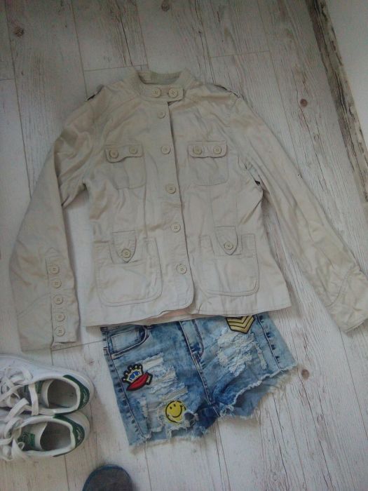 kurtka beż Divided by H&M wiosenna