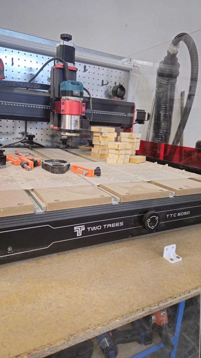 CNC 800W 60x50cm + aspiração