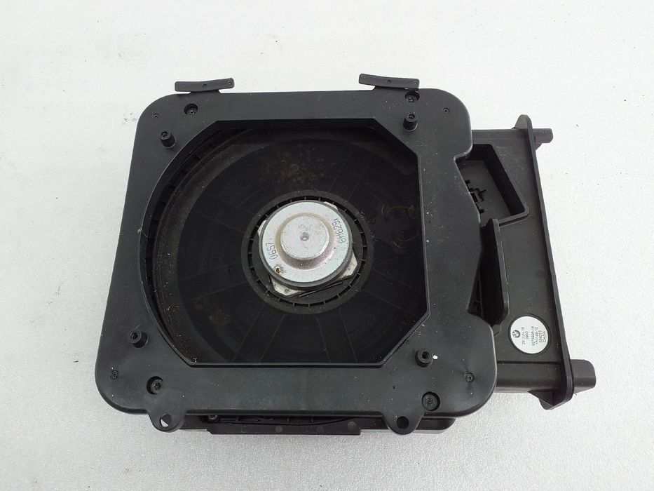 Coluna de som BMW X1 (F48)