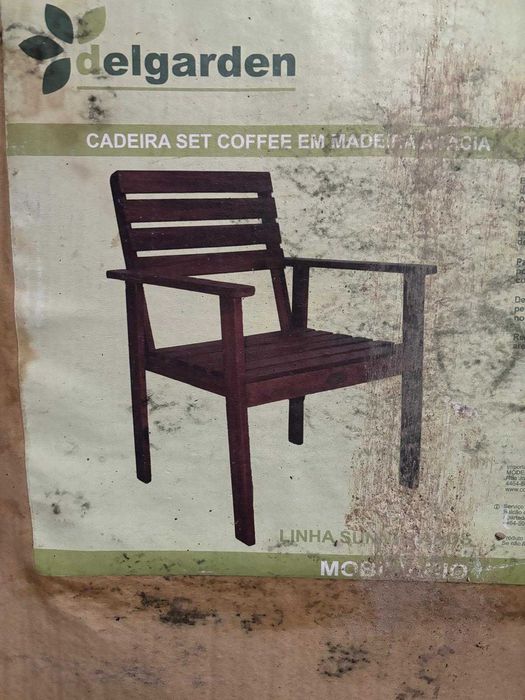 Cadeiras novas e usadas