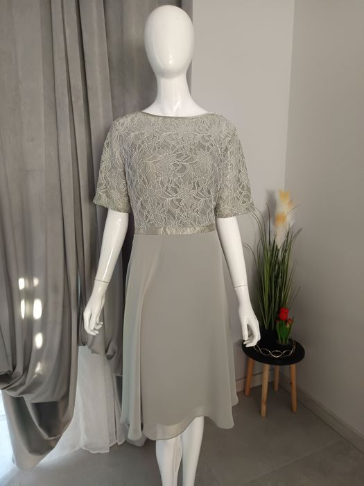 Elegancka szyfonowa sukienka ołówkowa z koronką