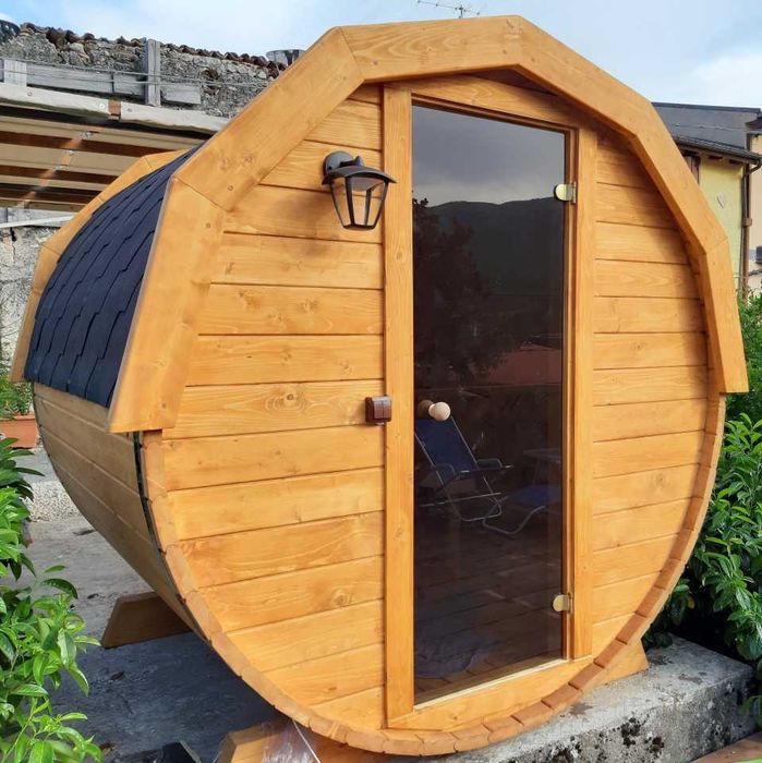 Sauna ogrodowa z przeszkleniem przedniej ściany / Raty 0%