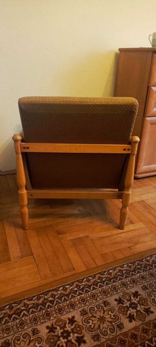 Fotel PRL do renowacji