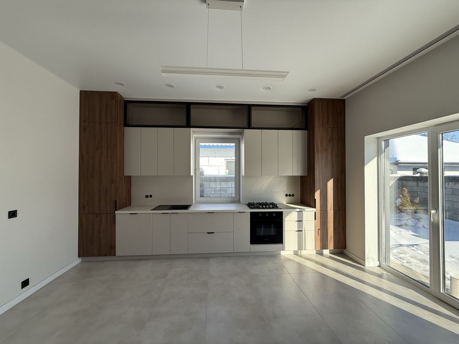 Будинок з новим ремонтом