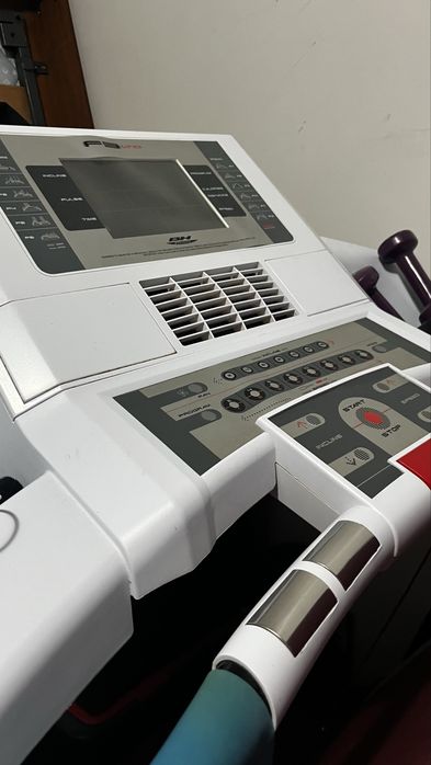 Electric Treadmill447133228561213444