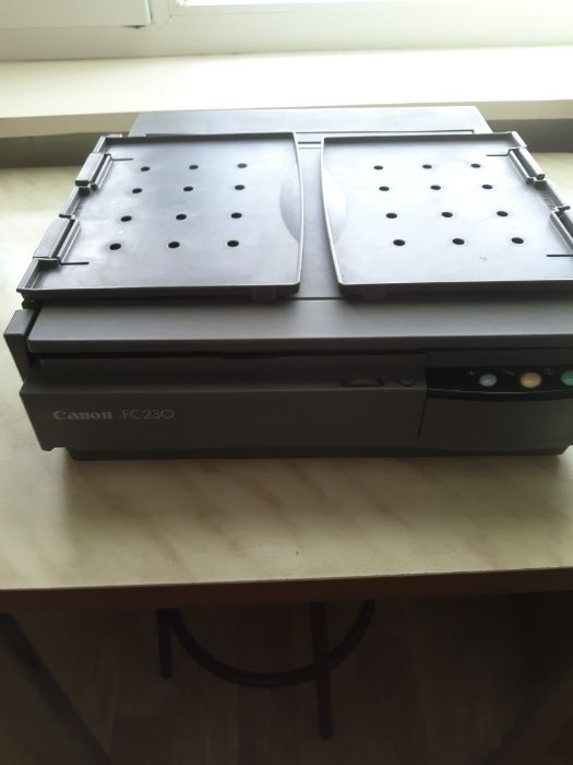 Продам копировальный аппарат Cannon FC-230