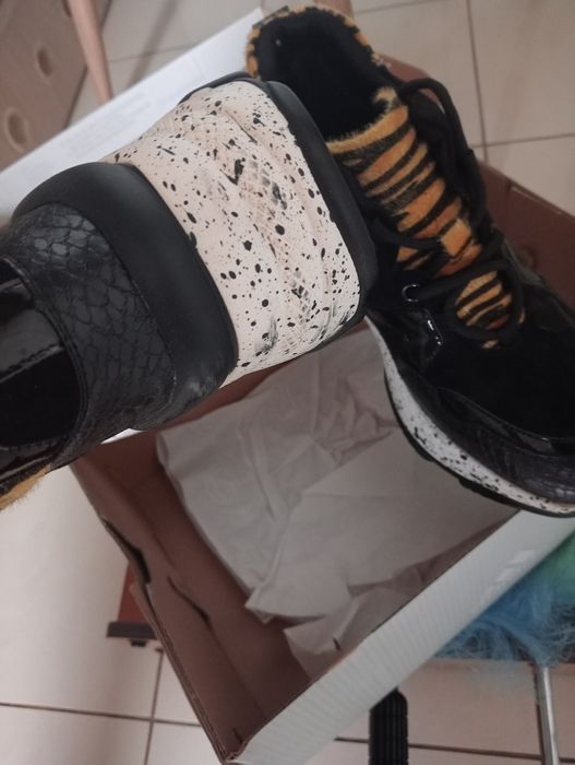 Adidasy damskie rozmiar 38 raz założone polecam