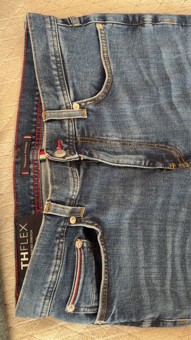 Spodnie Tommy Hilfiger