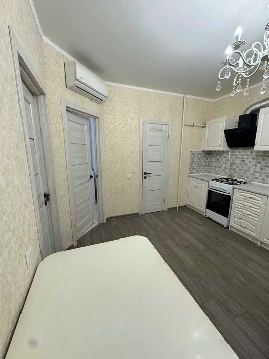 Продам 2 комн.квартиру с ремонтом в новом ЖК на Сахарова. Программы