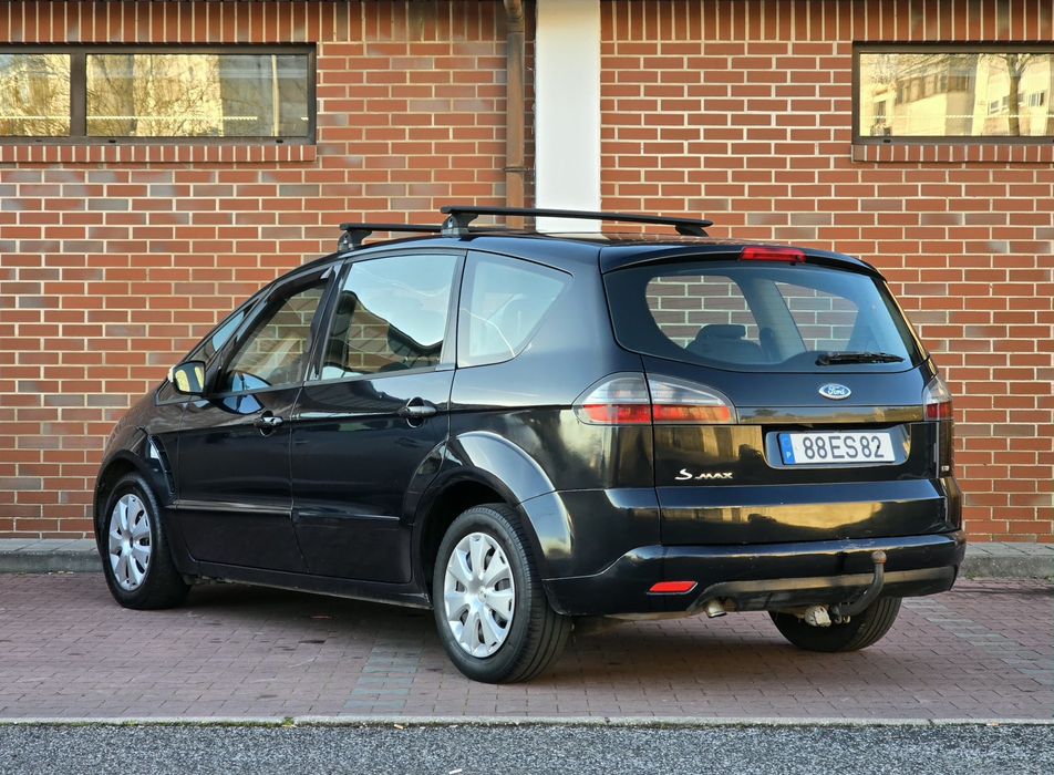 Ford S-MAX 1.8 TDCI 125cv   |  7 LUGARES
