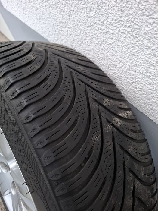 Alufelgi Audi 16" z oponami zimowymi