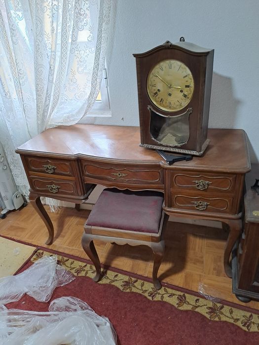 Móveis usados antigos