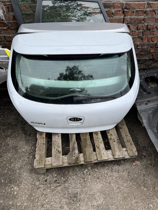 Ляда кришка багажника kia pro ceed